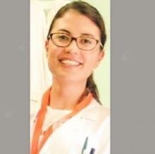 Profesional Médico Andrea Montenegro Almeida 